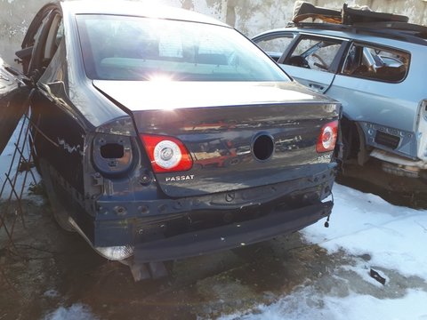 Fusta spate n spate vw passat b6 2006 sedan