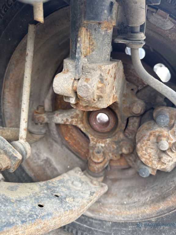 Fuzeta butuc roata fata stanga FORD FOCUS II DA_, 