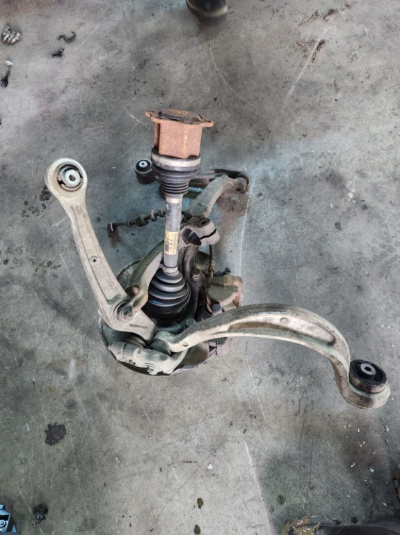 Fuzeta dreapta fata Audi A4 B8 1.8 TFSI combi an d