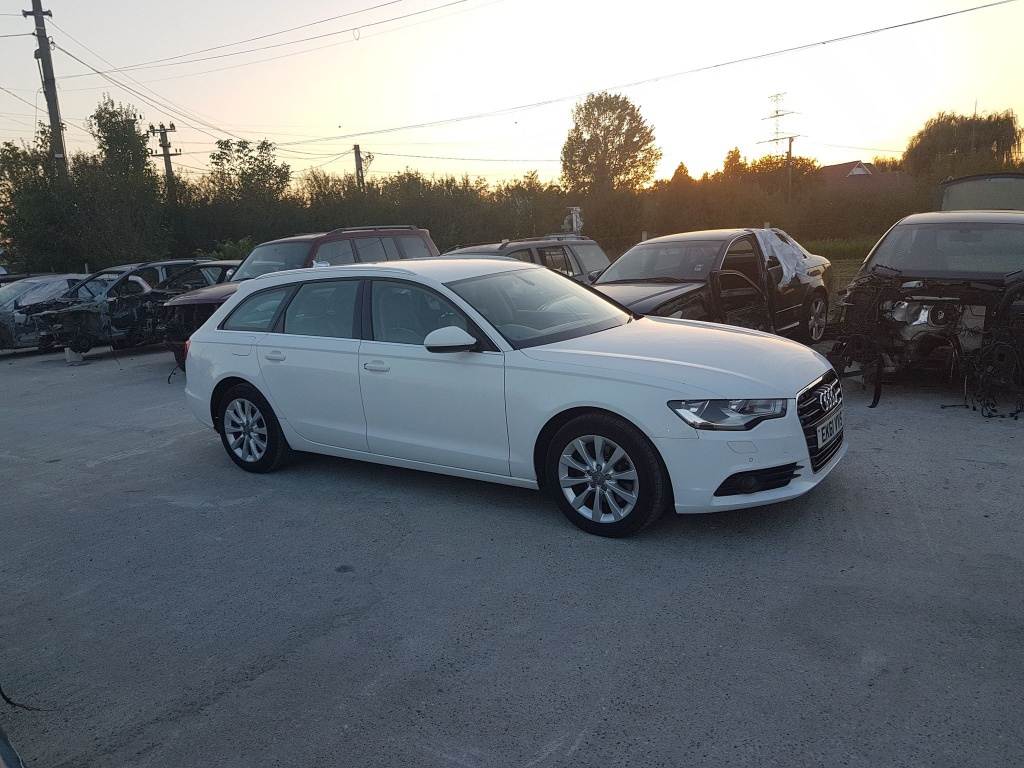 Fuzeta dreapta fata Audi A6 4G C7 2012 v