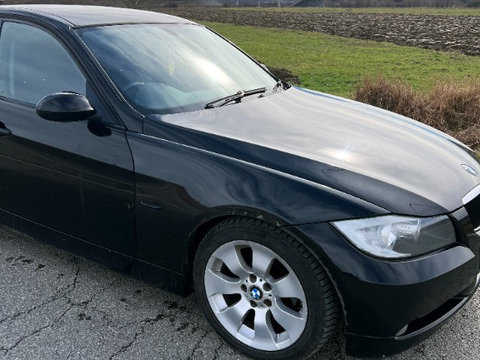 Fuzeta dreapta fata BMW 318D E90 din 2007