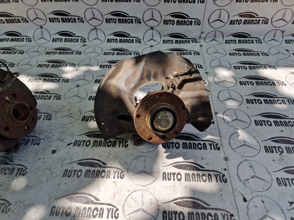 Fuzeta dreapta fata Bmw E46