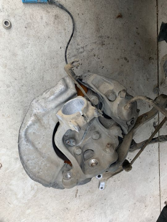 Fuzeta dreapta fata bmw e60 2.0