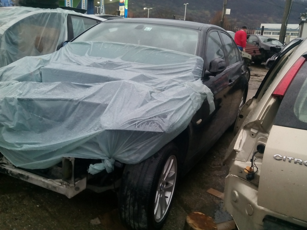 Fuzeta dreapta fata BMW Seria 3 E90 2007