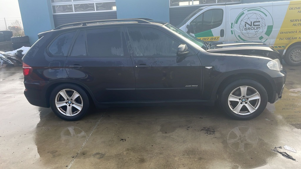 Fuzeta dreapta fata BMW X5 E70 LCI 3.0 d N57