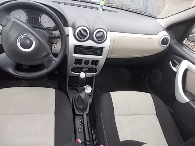 Fuzeta dreapta fata Dacia Logan MCV 2010