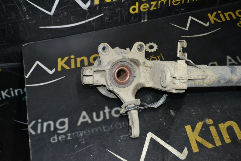 FUZETA DREAPTA FATA FORD FIESTA 5 2003 1.4 TDCI 50 KW COD MOTOR F6JA