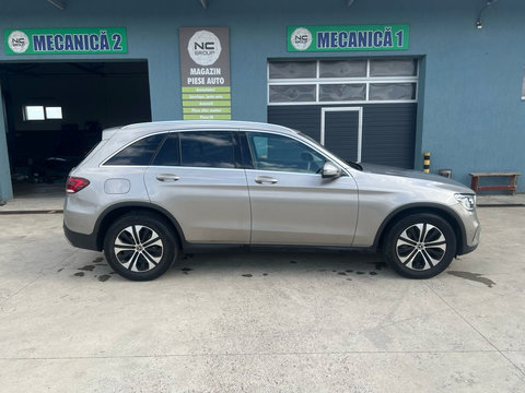 Fuzeta dreapta fata Mercedes GLC 220 2.0 CDI