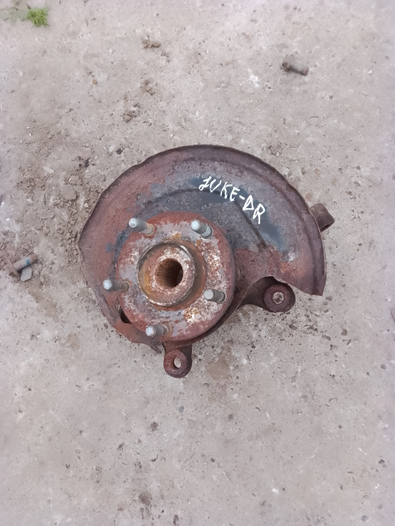 Fuzeta dreapta fata Nissan Juke 1.5 Motorina 2012