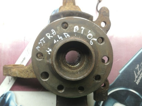 Fuzeta dreapta fata Opel Astra H 1.4 Benzina 2004-2009