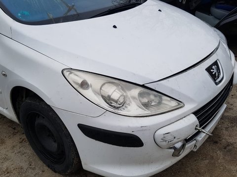 Fuzeta dreapta fata Peugeot 307sw 2008 Combi 1.6 hdi