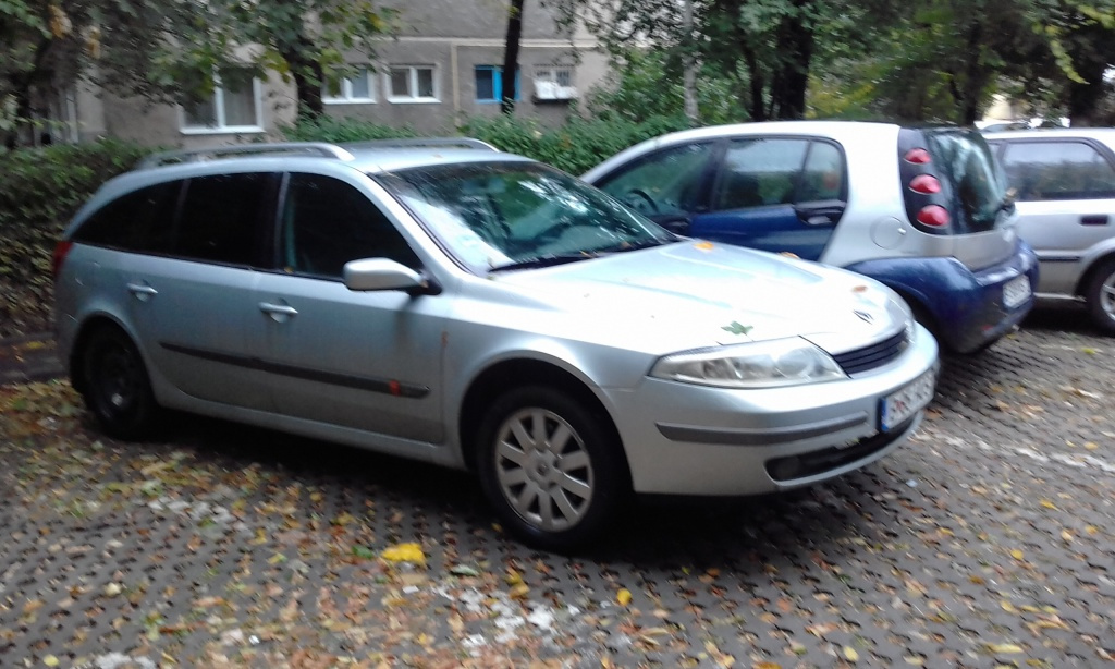 Fuzeta dreapta fata Renault Laguna 2001 