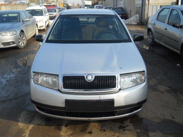 Fuzeta dreapta fata Skoda Fabia 2002 Hatchback 1.4