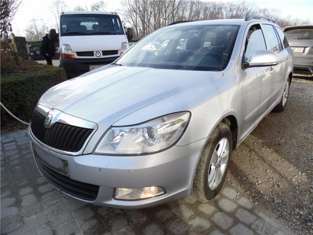 Fuzeta dreapta fata Skoda Octavia 2 2011 BREAK 1.6 TDI