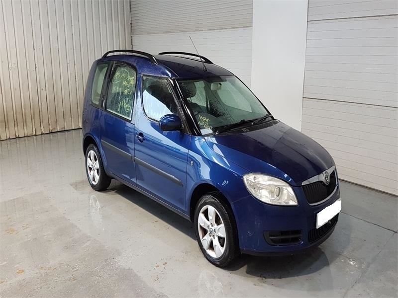 Fuzeta dreapta fata Skoda Roomster 2006 MPV 1.4 TDi