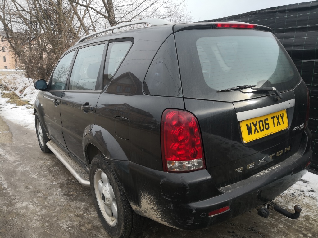 Fuzeta dreapta fata SsangYong Rexton 200