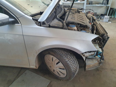 Fuzeta Dreapta Fata Volkswagen Passat B7, 2011, Br