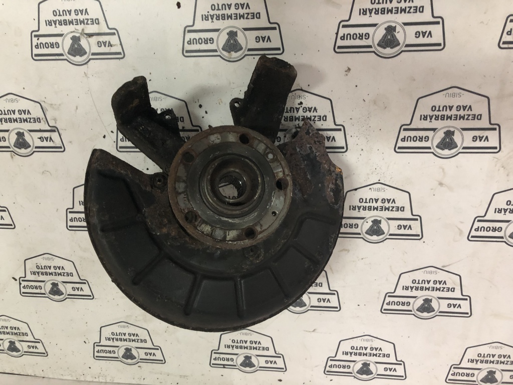 Fuzeta dreapta fata vw golf 5 1.9 tdi bk
