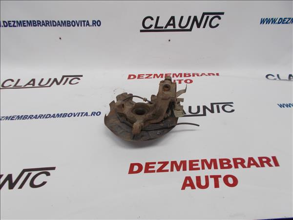 Fuzeta Dreapta Fata VW POLO (9N_) 1.2 BMD