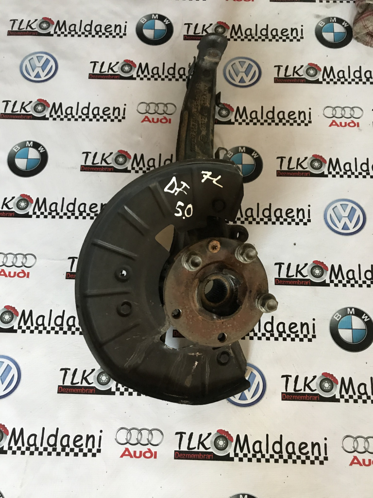 Fuzeta dreapta fata VW Touareg 7L 5.0