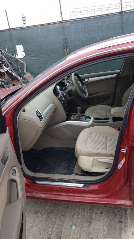 Fuzeta dreapta spate Audi A4 B8 2009 COM
