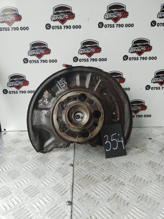 Fuzeta dreapta spate Mercedes-Benz C-Class (2007->) [W204] 2.2 Motorina 2010, FĂRĂ COD