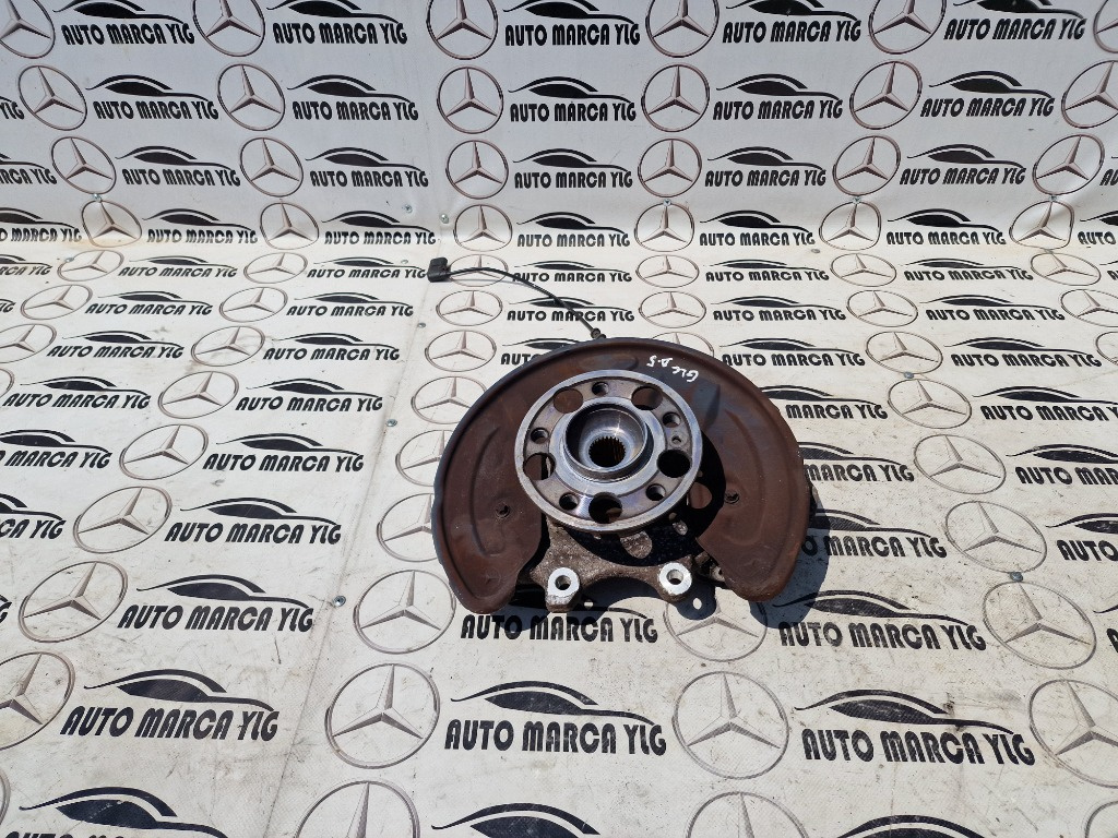 Fuzeta dreapta spate Mercedes Glc250 coupe C253