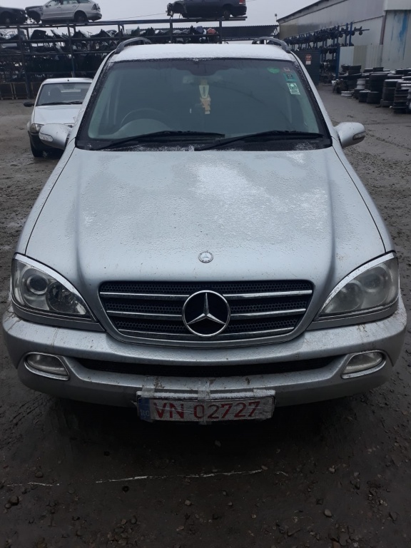 Fuzeta dreapta spate Mercedes M-CLASS W163 2004 suv 2.7cdi