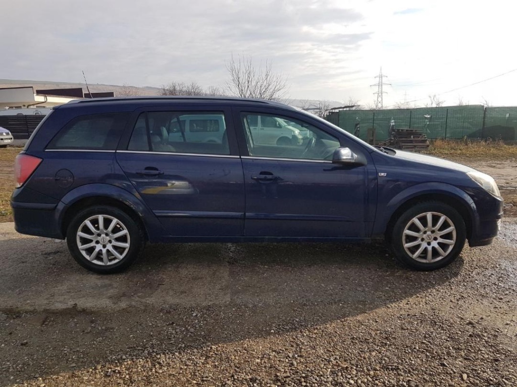 Fuzeta dreapta spate Opel Astra H 2007 C