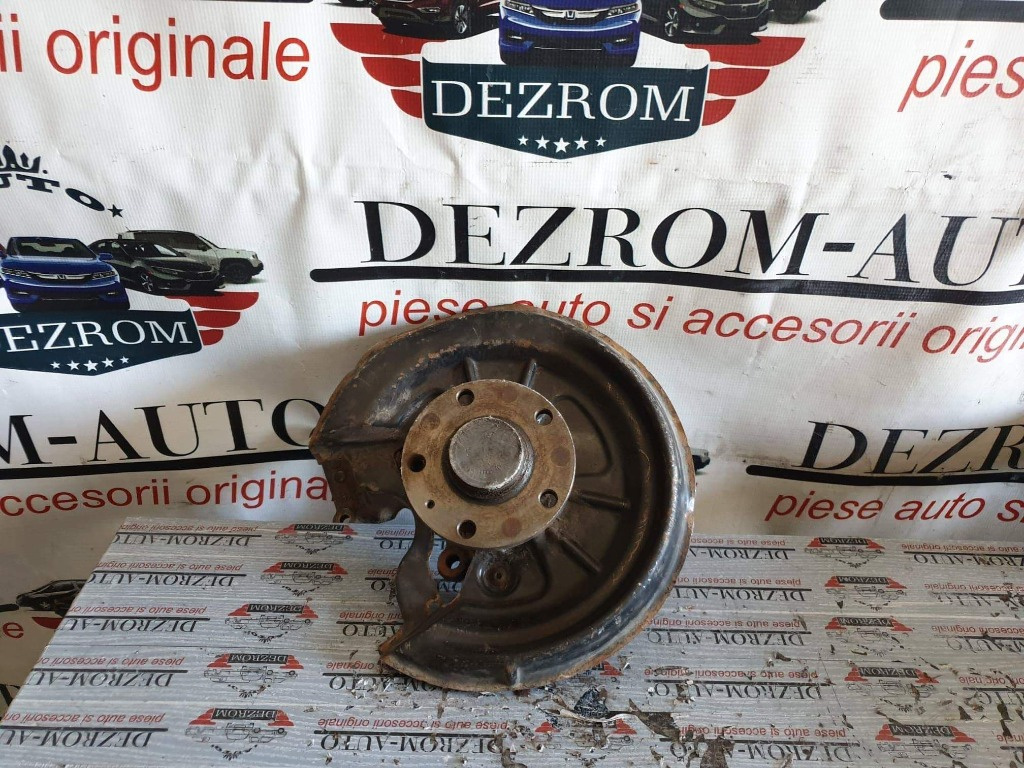 Fuzeta dreapta spate SKODA Octavia II 2.0 TDI RS 170 CP cod piesa : 1K0436AC