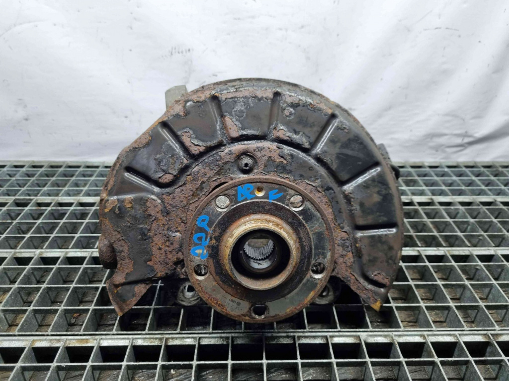 Fuzeta fata dreapta Audi TT (8J3) [Fabr 2006-2013] 8J0366R 2.0 B BWA 2.0 B BWA 110KW / 150CP