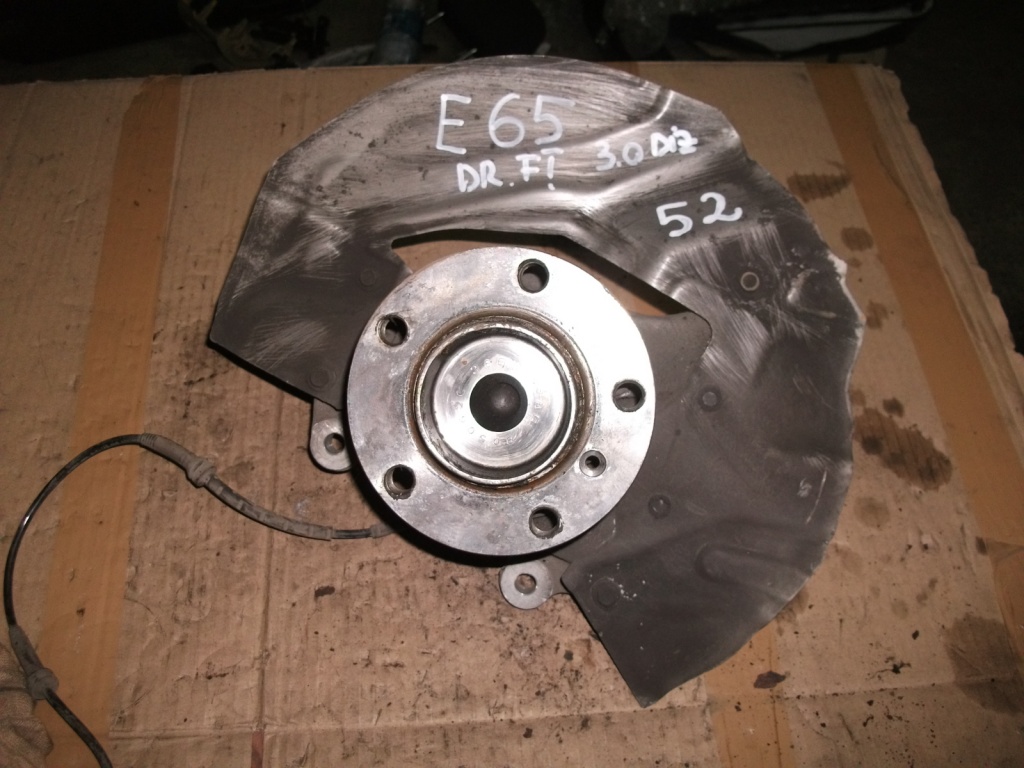 Fuzeta fata dreapta BMW Seria 7 E65 730d