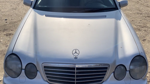 Fuzeta fata stanga Mercedes-Benz E-Class