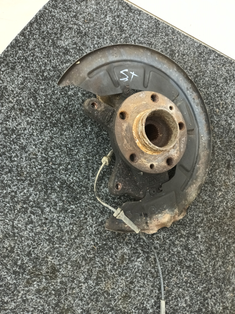 Fuzeta fata stanga Renault LAGUNA 3 K9K-