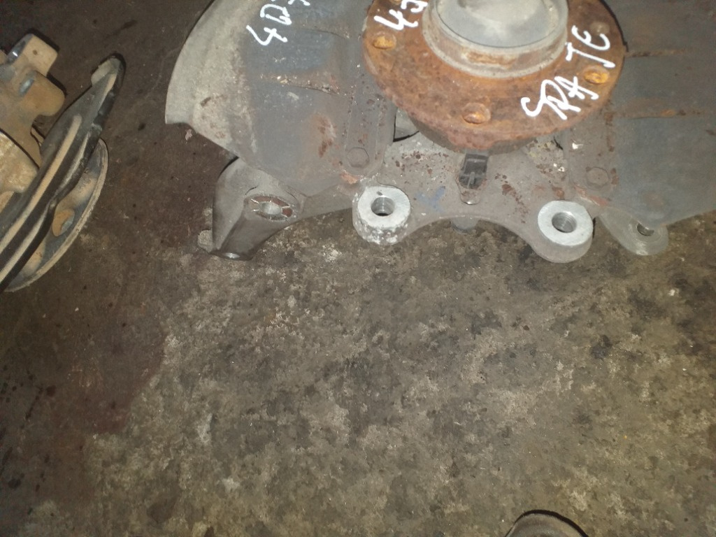 Fuzeta stânga spate PEUGEOT 407 DIN 200