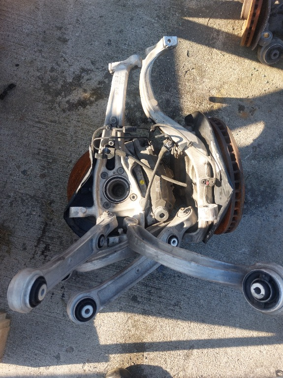 Fuzeta stanga dreapta Audi Q5 FACELIFT 80A407560 80A407559 2013 2014 2015 2016 2017 2018 2019 2020 2021 2022