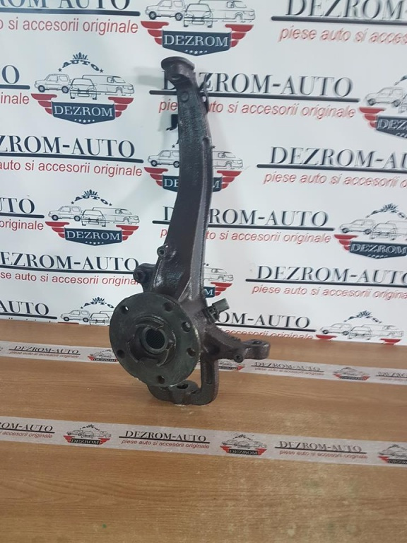 Fuzeta stanga fata 7l0407257A vw touareg 7l 5.0 tdi cbwa 350 cai