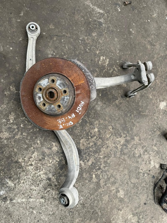 Fuzeta stanga fata Audi A4 B8 1.8 TFSI 8K0407257G