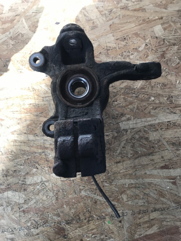 Fuzeta stanga fata Ford Mondeo 2.0L Duratorq DOHC(