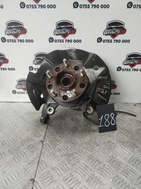 Fuzeta stanga fata Hyundai Santa Fe 3 (2012->) 2.2 Motorina 2018, FĂRĂ COD