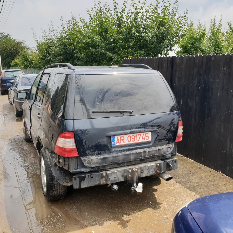 Fuzeta stanga fata Mercedes M-CLASS W163