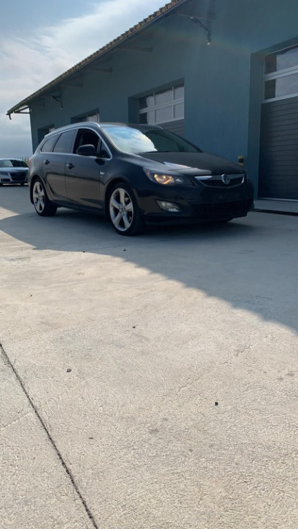 Fuzeta stanga fata Opel Astra J 1.7 CDTI