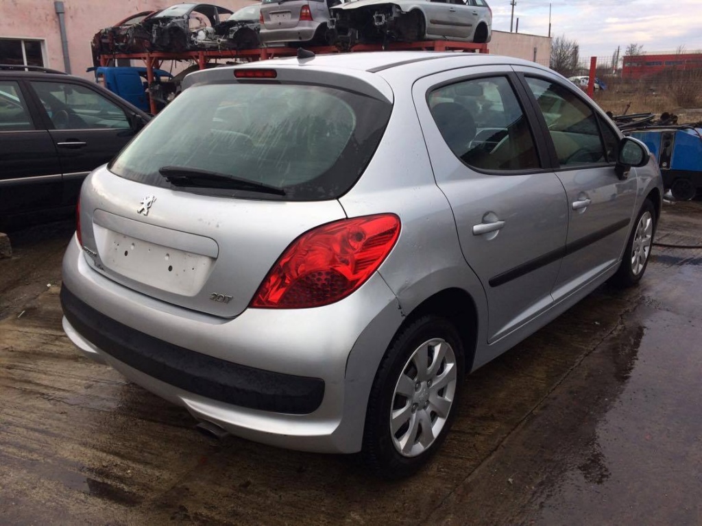 Fuzeta stanga fata Peugeot 207 2008 HATC