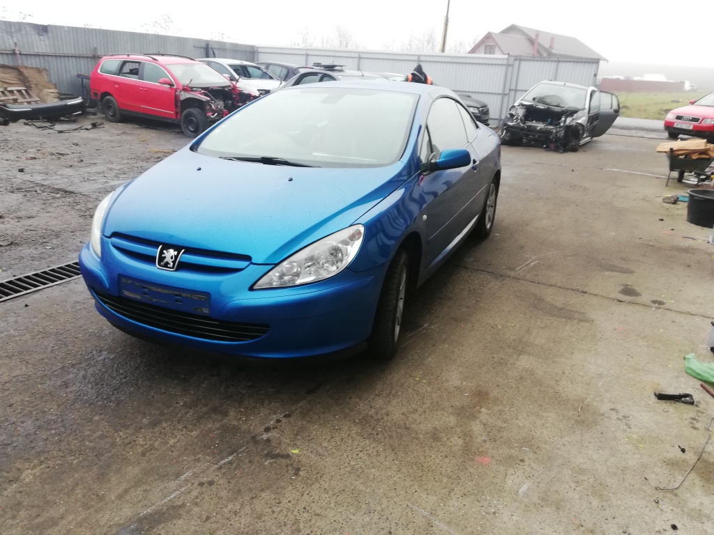 Fuzeta stanga fata Peugeot 307 cc 2005 CABRIO 1600