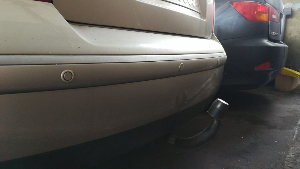 Fuzeta stanga fata VW Passat B5 2003 BER