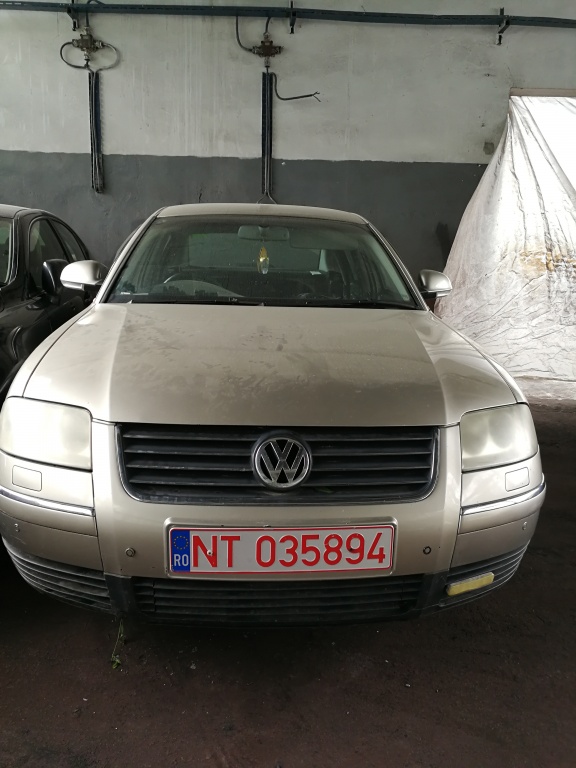Fuzeta stanga fata VW Passat B5 2003 BER