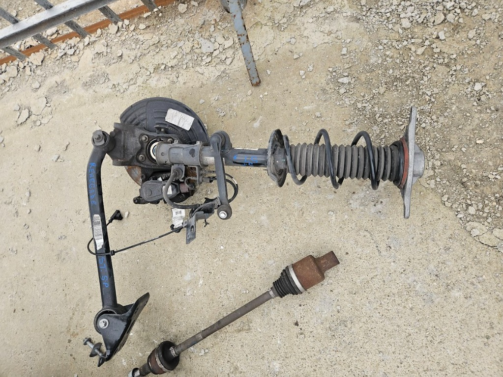 Fuzeta stanga / fuzeta dreapta spate Jeep Renegade