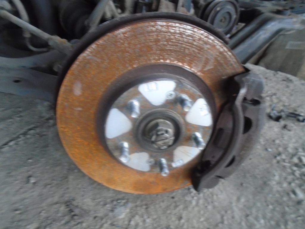 Fuzeta stanga Hyundai Santa Fe 2.0 CRDI din 2004