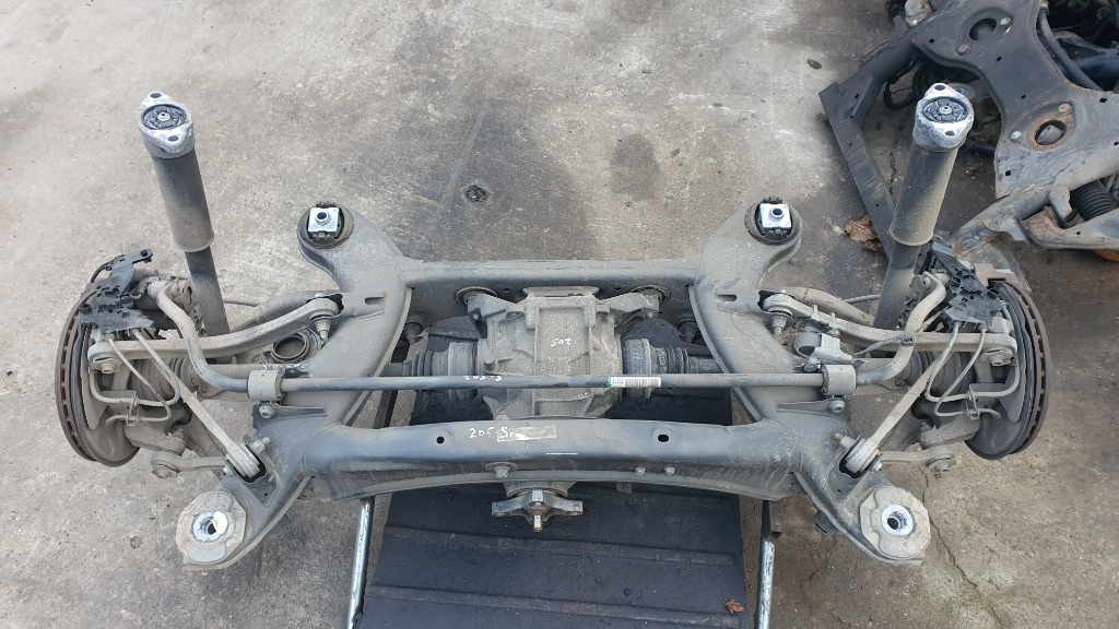Fuzeta stanga spate Mercedes C-Class W205 2.2CDI