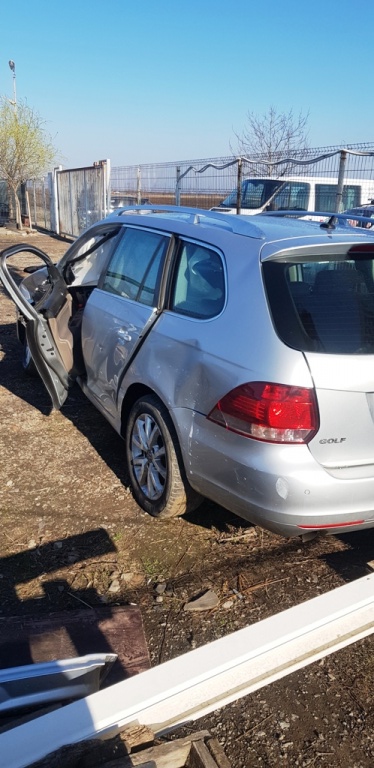 Fuzeta Stanga Spate -Volkswagen- Golf VI -1.6 d - 2011 - Tip : CAY